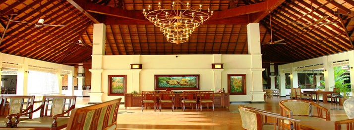 1130/Abad Whispering Palms Lake Resort - Kumarakom 03.jpg